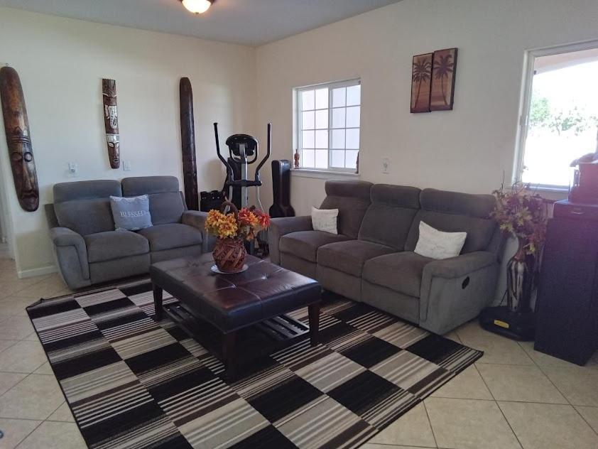 Robbins Estate Hotel Wailuku Стая снимка